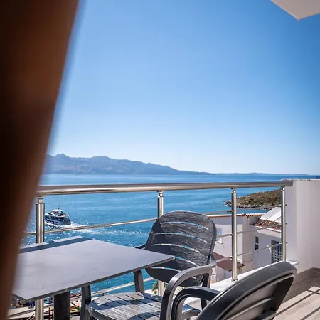 Boutique Erioni 3*